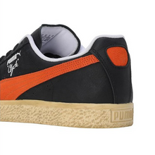 Load image into Gallery viewer, PUMA - Clyde Vintage - Black Rickie Orange - Unisex [394687 02]