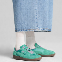 Load image into Gallery viewer, PUMA - Palermo Clobber Dresscode Wns - Jade Frost/Pale Plum - Women&#39;s [398150 02]