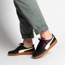 Load image into Gallery viewer, PUMA - Palermo Players Lane - Black/Intense Red - Unisex [398525 01]