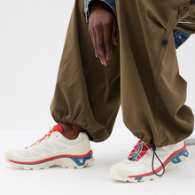 Load image into Gallery viewer, SALOMON - XT-6 - Almond Milk/Bleached Sand/Aurora Red - Unisex [472934]