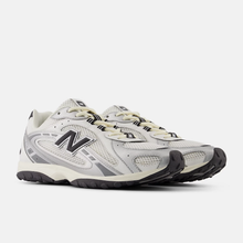 Load image into Gallery viewer, NEW BALANCE - 204 - Silver Metallic/Black - Unisex [U204LSWD]