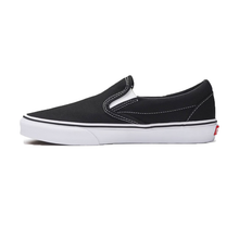 Load image into Gallery viewer, VANS - Classic Slip On - Black - Unisex