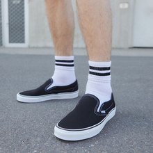 Load image into Gallery viewer, VANS - Classic Slip On - Black - Unisex