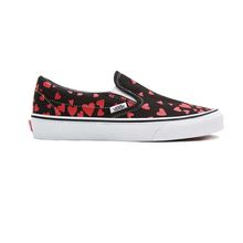 Load image into Gallery viewer, VANS - Classic Slip-On - Valentines Hearts - Black Racing Red - Unisex