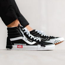 Load image into Gallery viewer, VANS - SK8 Hi - Reissue Cap - Black/White - Unisex