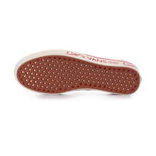 Load image into Gallery viewer, VANS x PENN - Comfycush Authentic - Penn Blanc De Blanc Red - Unisex