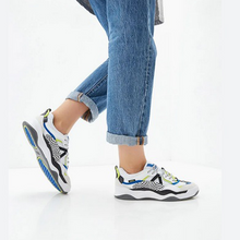 Load image into Gallery viewer, VANS - Varix WC - Distort Check - True White/Black - Men&#39;s
