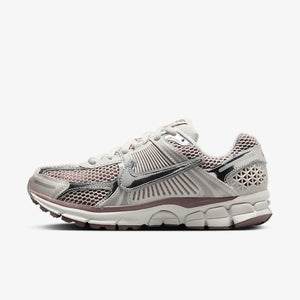 NIKE - W Zoom Vomero 5 - Vast Grey/Violet - Women's [HV6417 001]