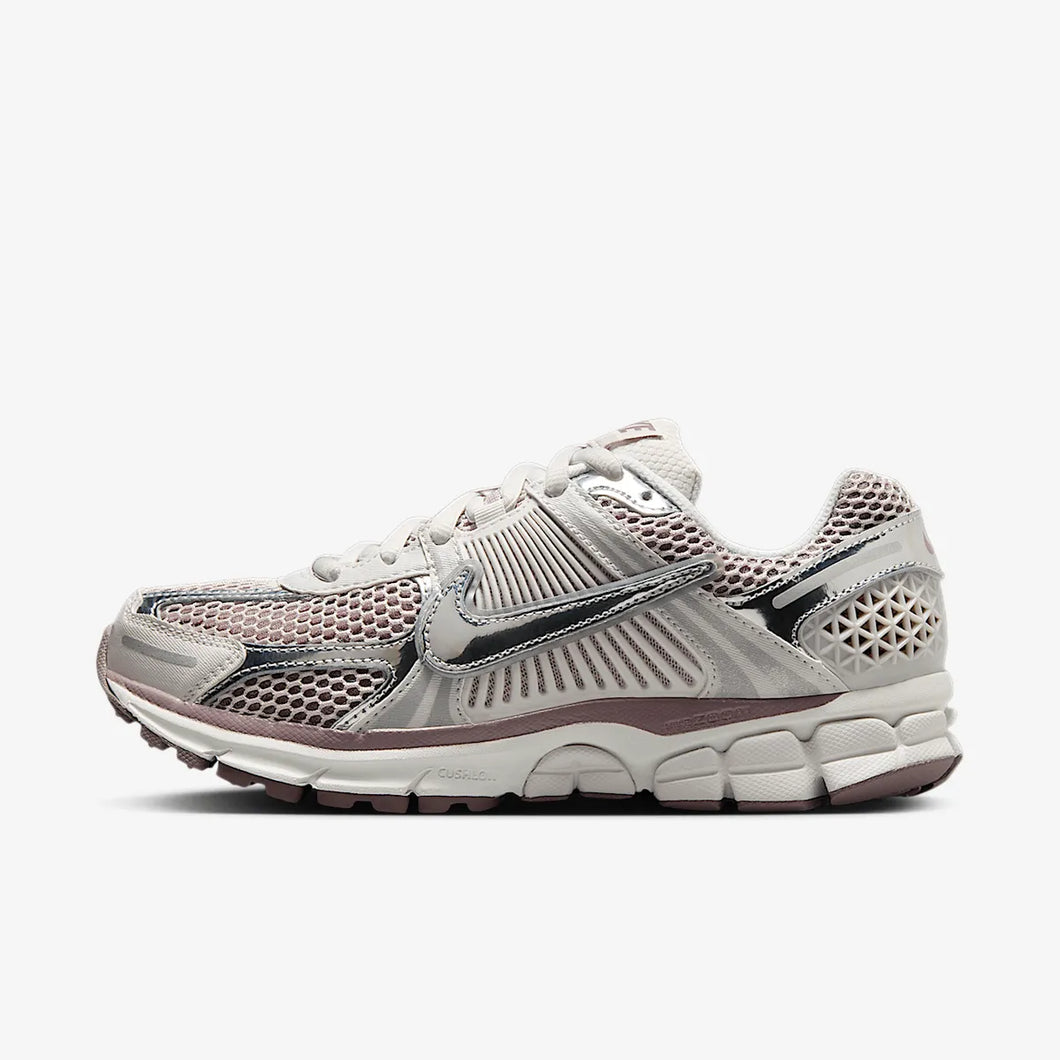 NIKE - W Zoom Vomero 5 - Vast Grey/Violet - Women's [HV6417 001]