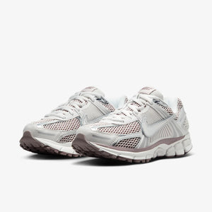 NIKE - W Zoom Vomero 5 - Vast Grey/Violet - Women's [HV6417 001]