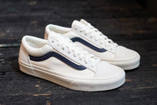 Load image into Gallery viewer, VANS Style 36 Marshmallow/Dress Blue (LF)
