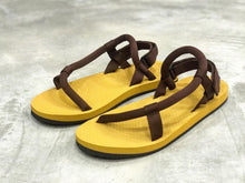 Load image into Gallery viewer, MONTBELL LOCK-ON SANDALS UNISEX GRAIN HARVEST GOLD GR/HG 1129475