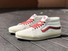Load image into Gallery viewer, VANS Sk8 Mid Vintage Pop Marshmallow / Turtledove (LF)