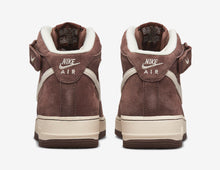 Load image into Gallery viewer, NIKE Air Force 1 Mid &#39;07 QS Chocolate DM0107 200 Unisex (LF)