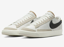Load image into Gallery viewer, NIKE Blazer Low 77 SE Moving Company DV0798 100 Unisex (LF)