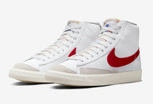 Load image into Gallery viewer, NIKE BLAZER MID 77 DH7694 100 WHITE GYM RED SMOKE GREY