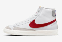 Load image into Gallery viewer, NIKE BLAZER MID 77 DH7694 100 WHITE GYM RED SMOKE GREY