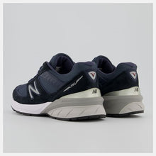 Load image into Gallery viewer, NEW BALANCE M990NV5 - MADE IN THE USA