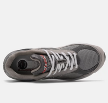 Load image into Gallery viewer, NEW BALANCE MADE IN USA M990GY3