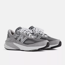 Load image into Gallery viewer, NEW BALANCE MADE IN USA 990V6 GREY M990GL6