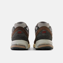 Load image into Gallery viewer, NEW BALANCE M2002RLY Year of the Rabbit (LF)