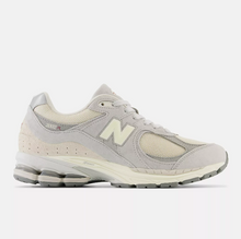 Load image into Gallery viewer, NEW BALANCE M2002RLN Year of the Rabbit (LF)