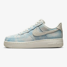 Load image into Gallery viewer, NIKE Womens Air Force 1 07 SE Clouds FD0883 400 (LF)