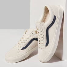 Load image into Gallery viewer, VANS Style 36 Marshmallow/Dress Blue (LF)