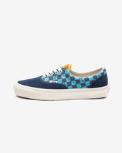 Load image into Gallery viewer, VANS VAULT OG ERA LX (CANVAS SUEDE) INSIGNIA BLUE/MULLED GRAPE