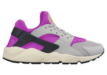 Load image into Gallery viewer, NIKE AIR HUARACHE 318429 502 HYPER VIOLET